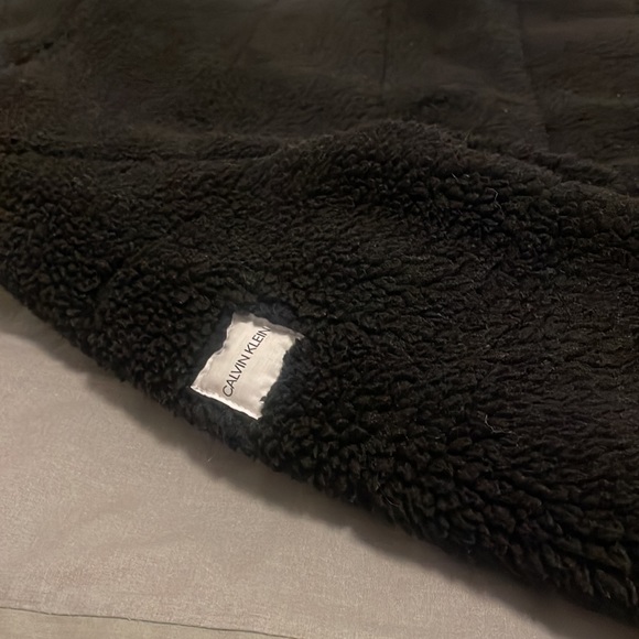 Calvin Klein Sherpa puffer Jacket - Picture 8 of 13